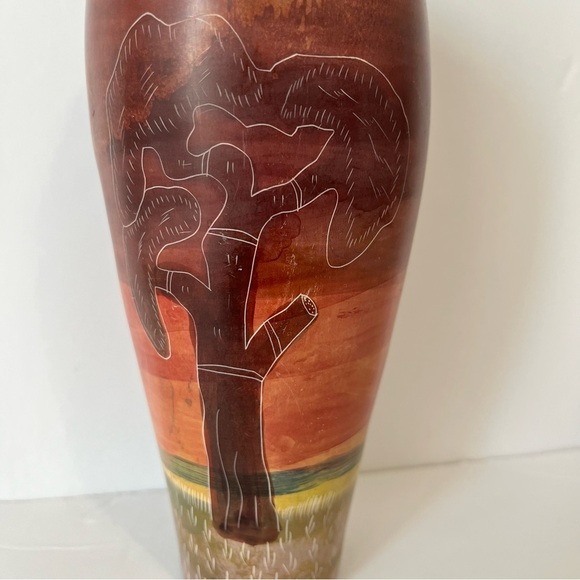 Hand Carved Soapstone Etched Giraffe Tree African Made in Kenya - Picture 4 of 15